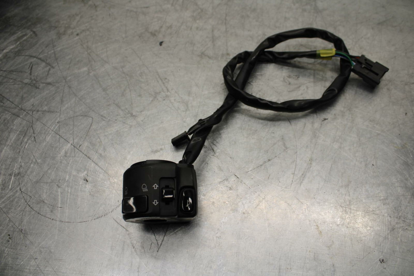 10-13 KAWASAKI Z1000 LEFT CLIP ON HANDLE HORN SIGNALS SWITCH SWITCHES  BB421