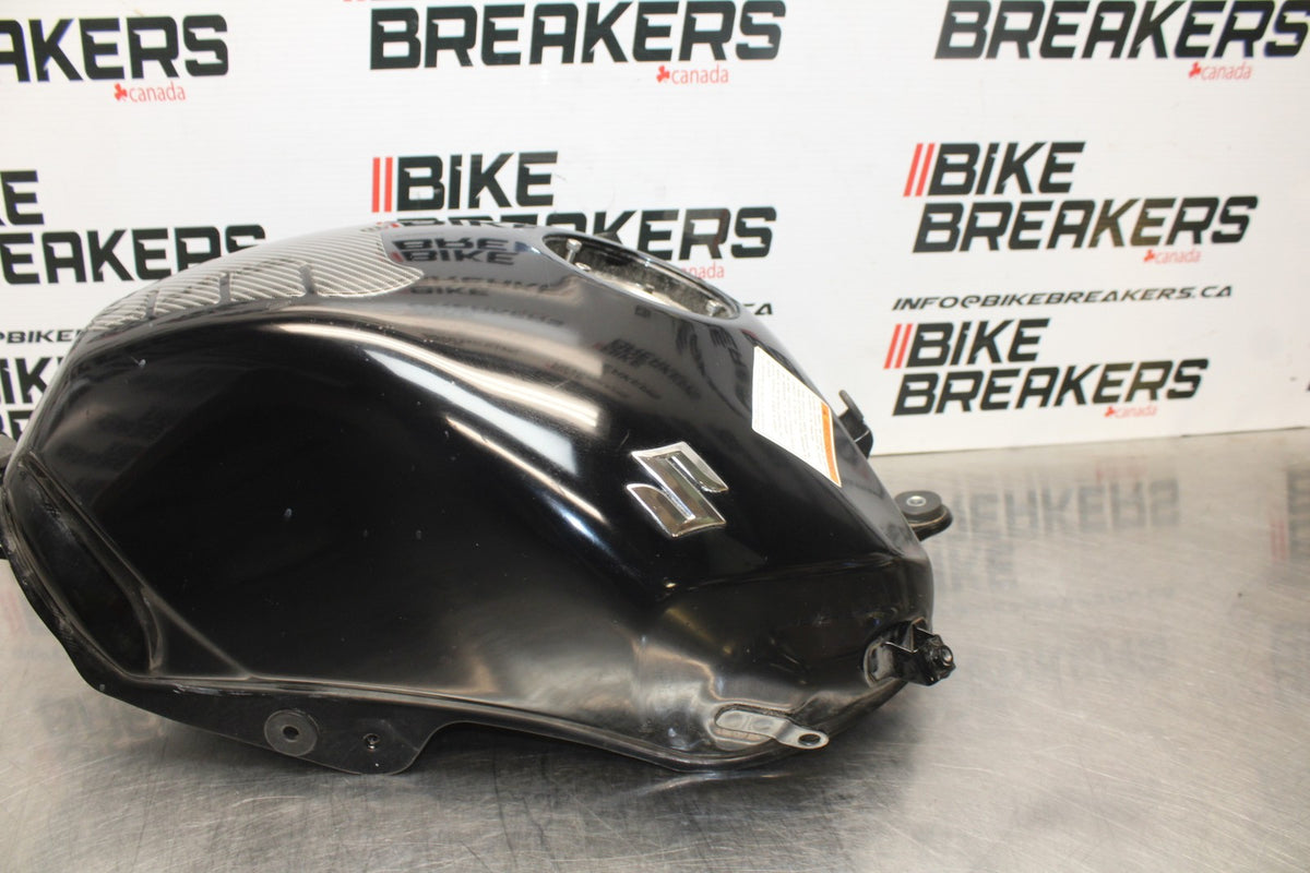 15 SUZUKI GW250F GAS TANK FUEL CELL PETROL RESERVOIR BB789