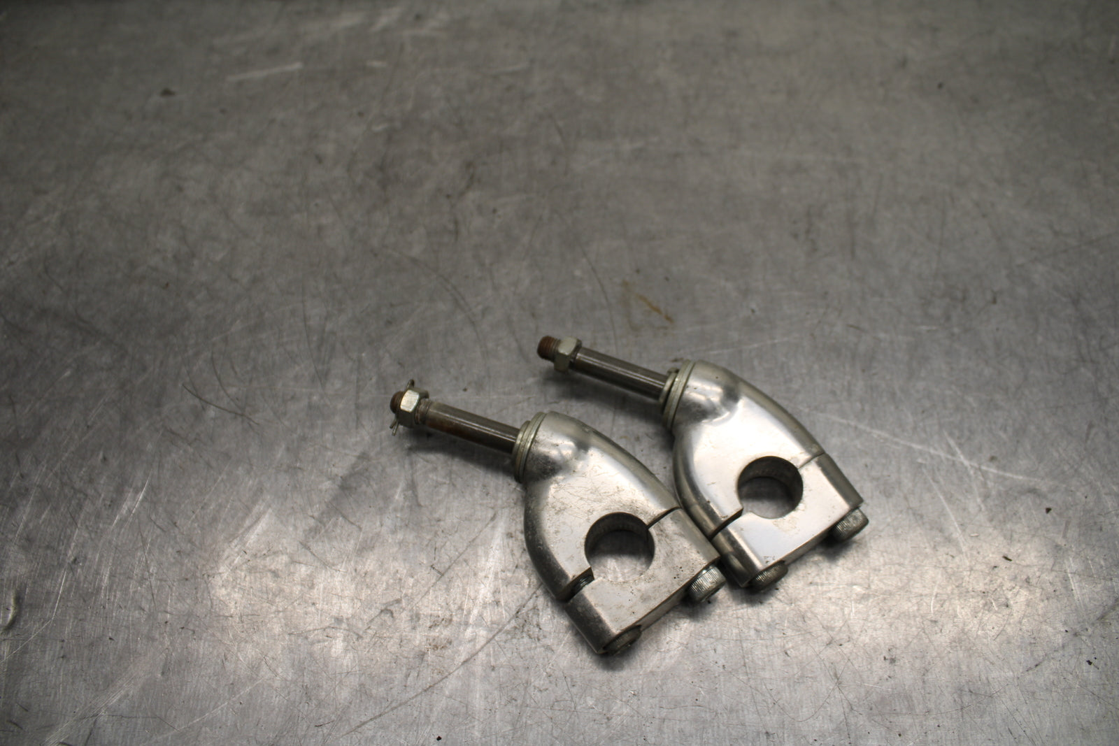 1984 Yamaha Virago 1000 HANDLEBAR RISERS BB117