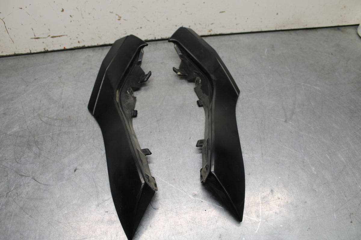 12-17 KAWASAKI ER-6N Z650 RIGHT LEFT FRONT SIDE SEAT PANELS TRIMS FAIRINGS BB709
