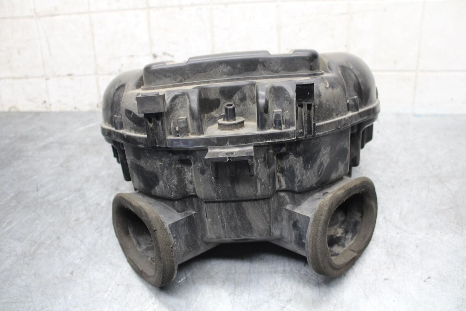 2007 Suzuki GSXR600 AIRBOX AIR INTAKE FILTER BOX 13700-01H01 BB540