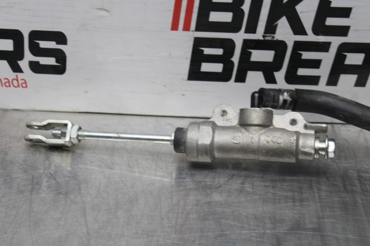 15 SUZUKI GW250F REAR BACK BRAKE MASTER CYLINDER W RESERVOIR BB789