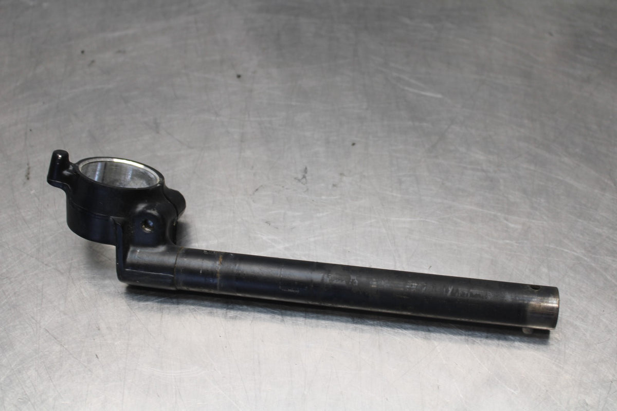 98-05 HONDA SUPER HAWK 1000 VTR1000F RIGHT CLIP ON HANDLEBAR BB924