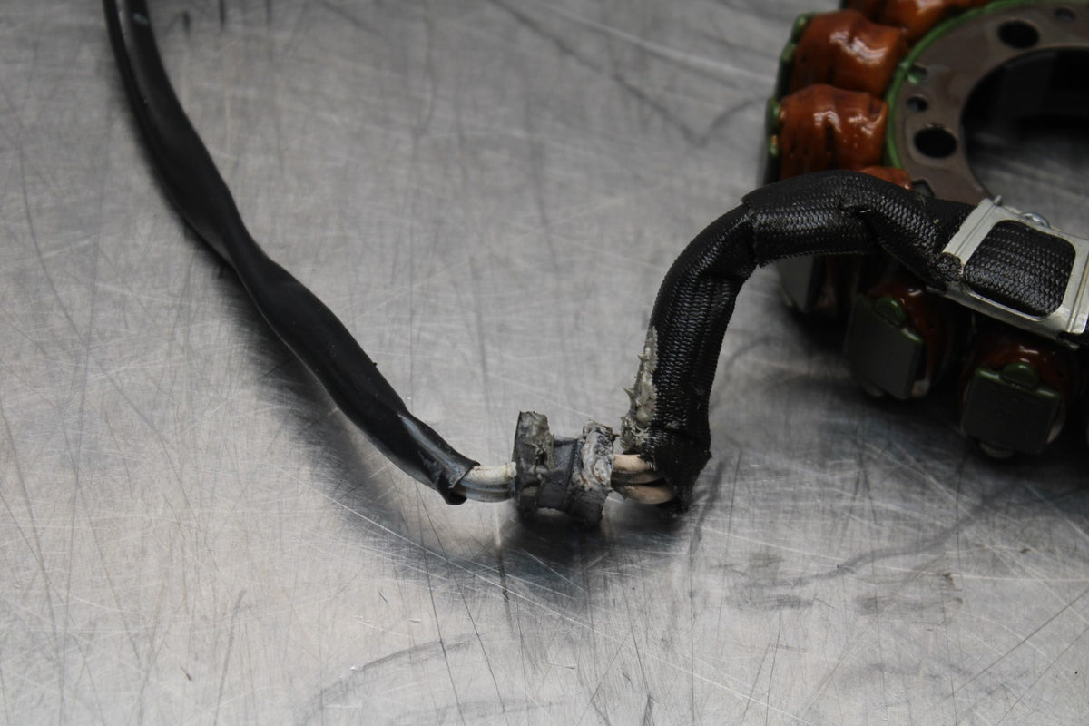 08 KAWASAKI NINJA ZX10R STATOR GENERATOR ALTERNATOR MAGNETO BB902
