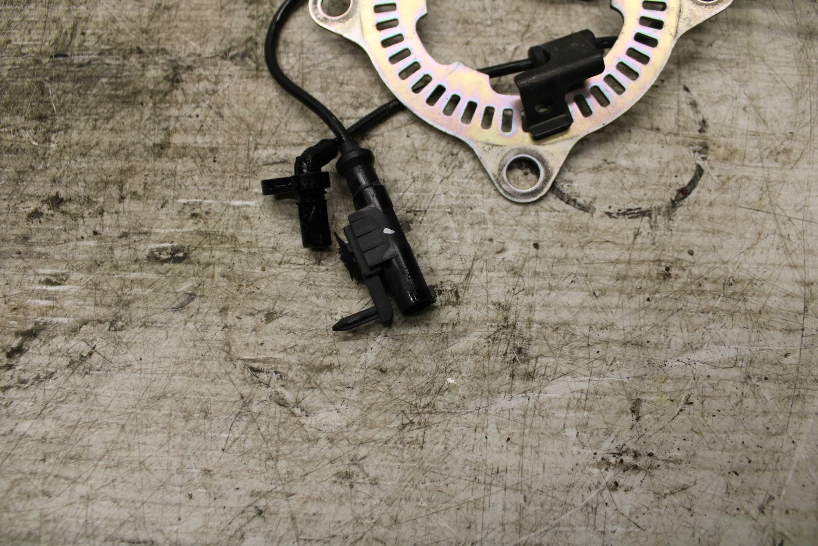 20-22 KAWASAKI Z H2 REAR BACK WHEEL ABS BRAKE RING DISC SENSOR BB382