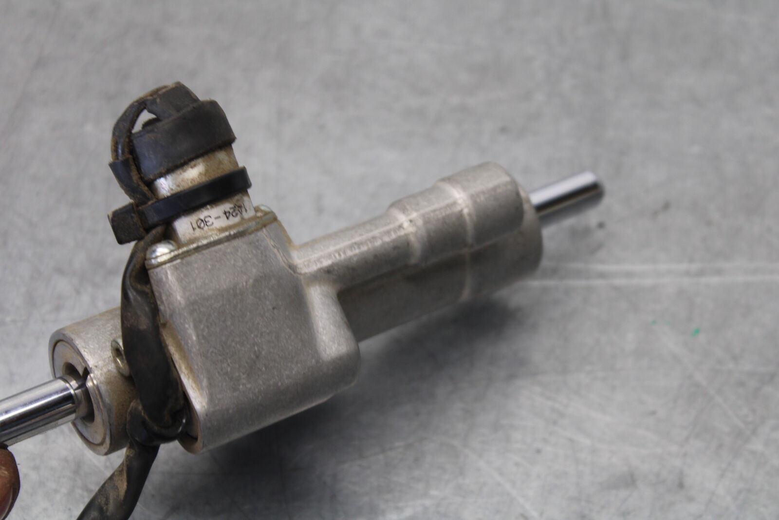 09-14 YAMAHA YZF R1 STEERING DAMPER STABILIZER 14B-23490-00-00 BB696