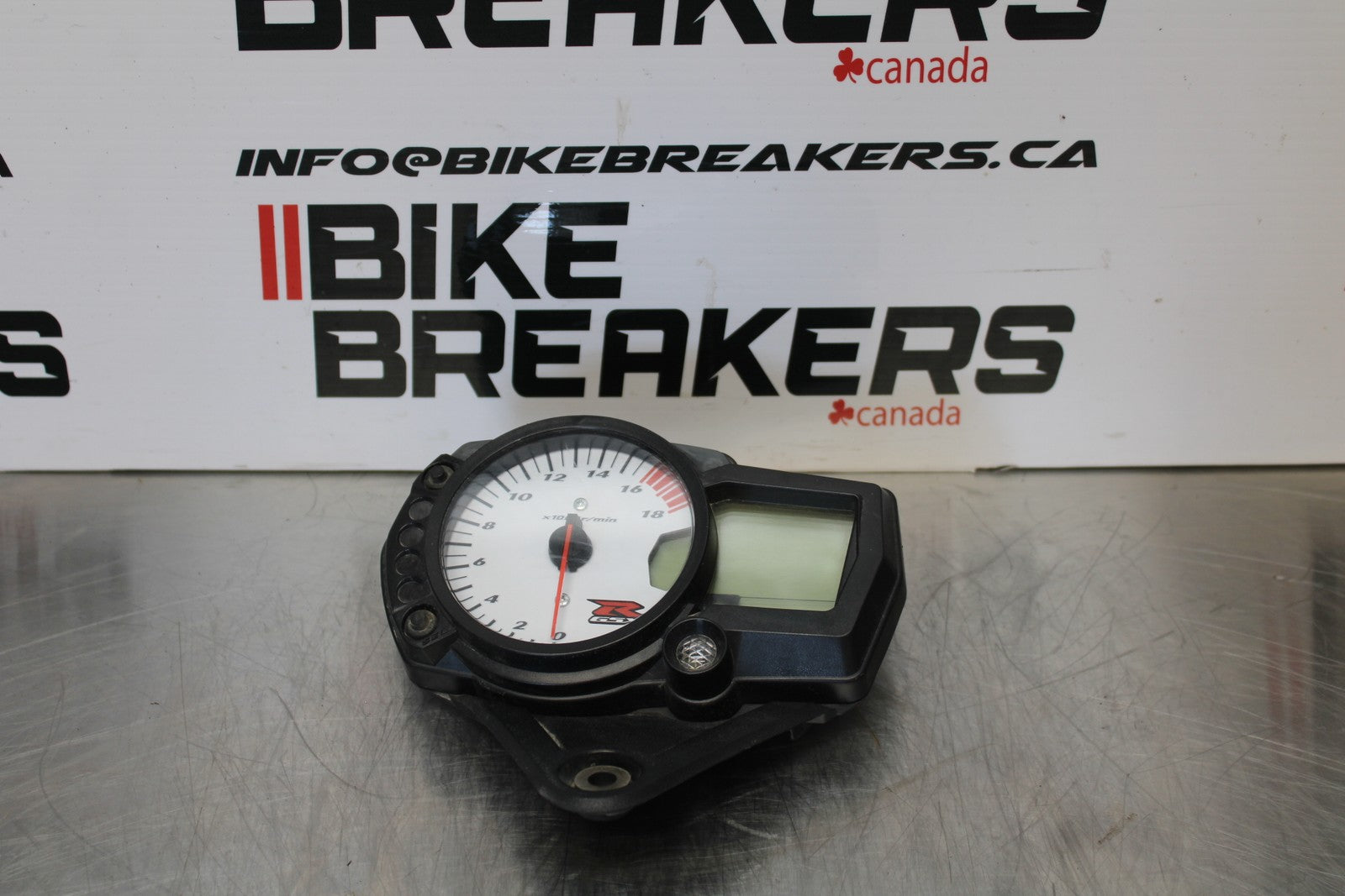 06-07 SUZUKI GSXR 600 SPEEDO TACH GAUGES CLUSTER SPEEDOMETER TACHOMETER BB170