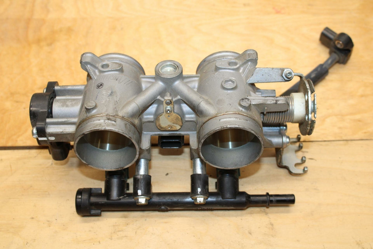 18-21 YAMAHA XSR700 MAIN FUEL INJECTORS / THROTTLE BODIES BB323