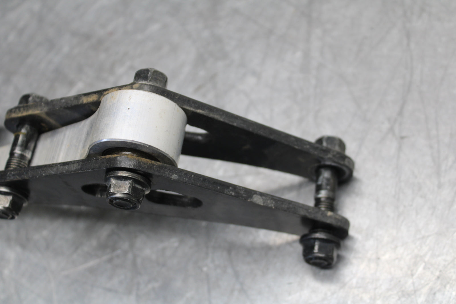 22-24 YAMAHA XSR900 REAR DOGBONE SHOCK LINKAGE LINK BB710