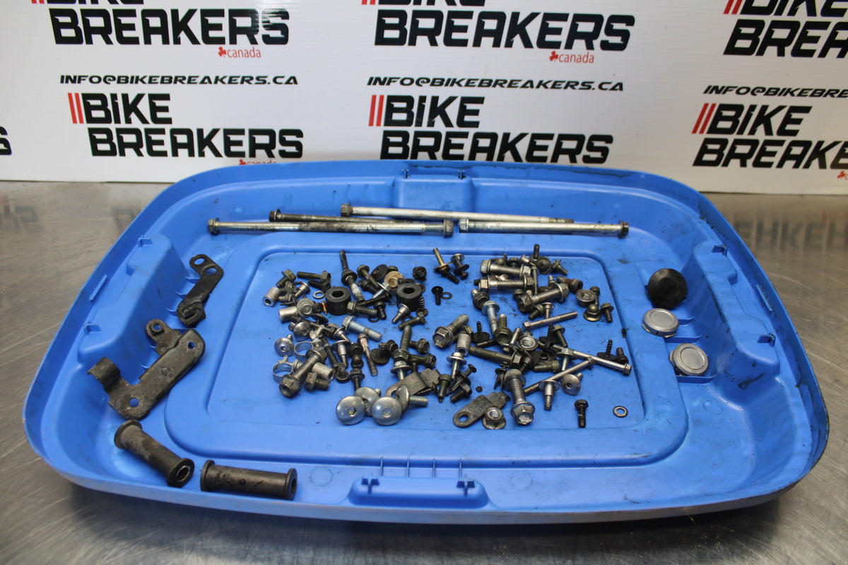 04-09 SUZUKI GS500F MOUNTING BOLTS HARDWARE MOTOR SCREWS BB165