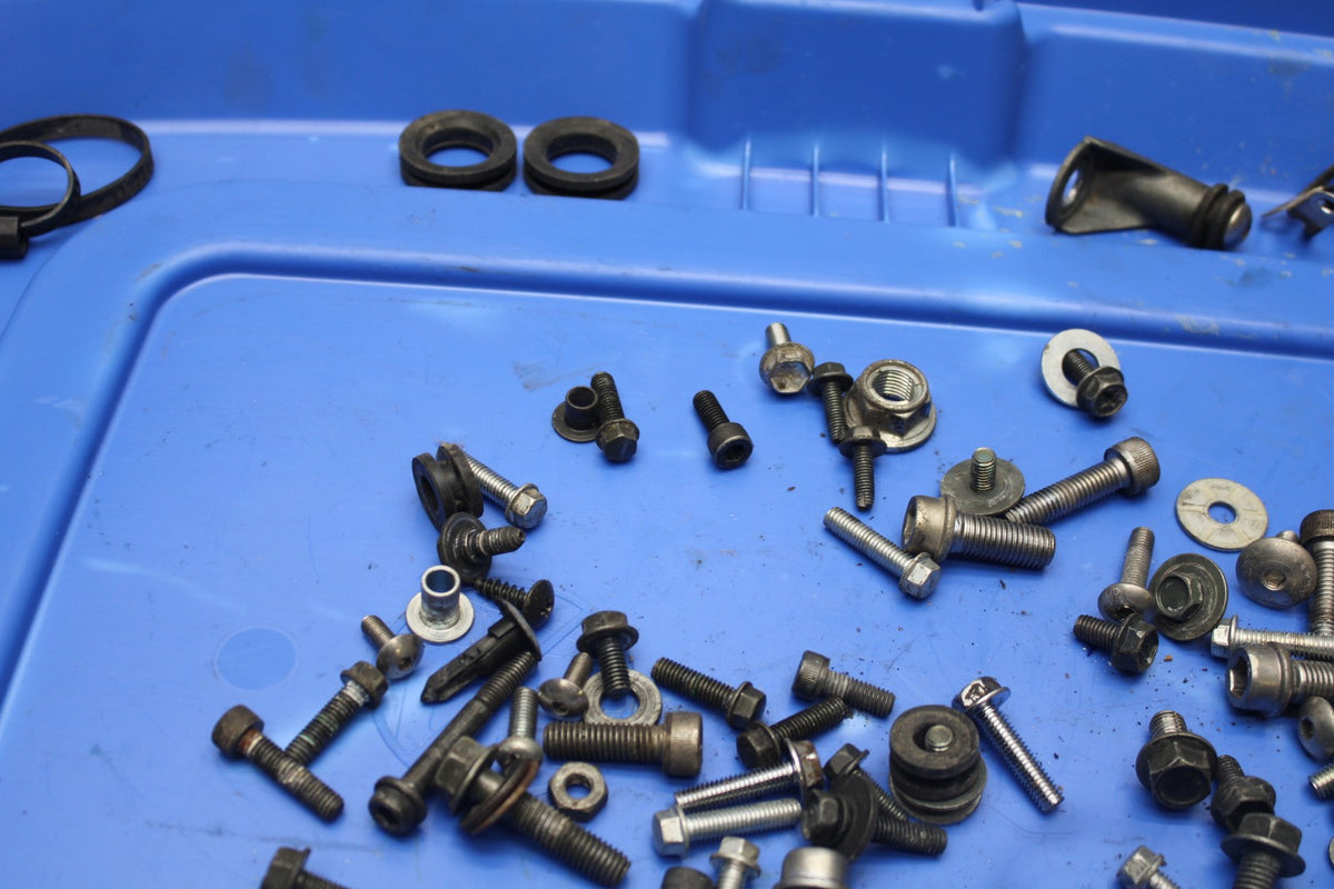 08 SUZUKI SV650 MOUNTING BOLTS HARDWARE SCREWS BB846