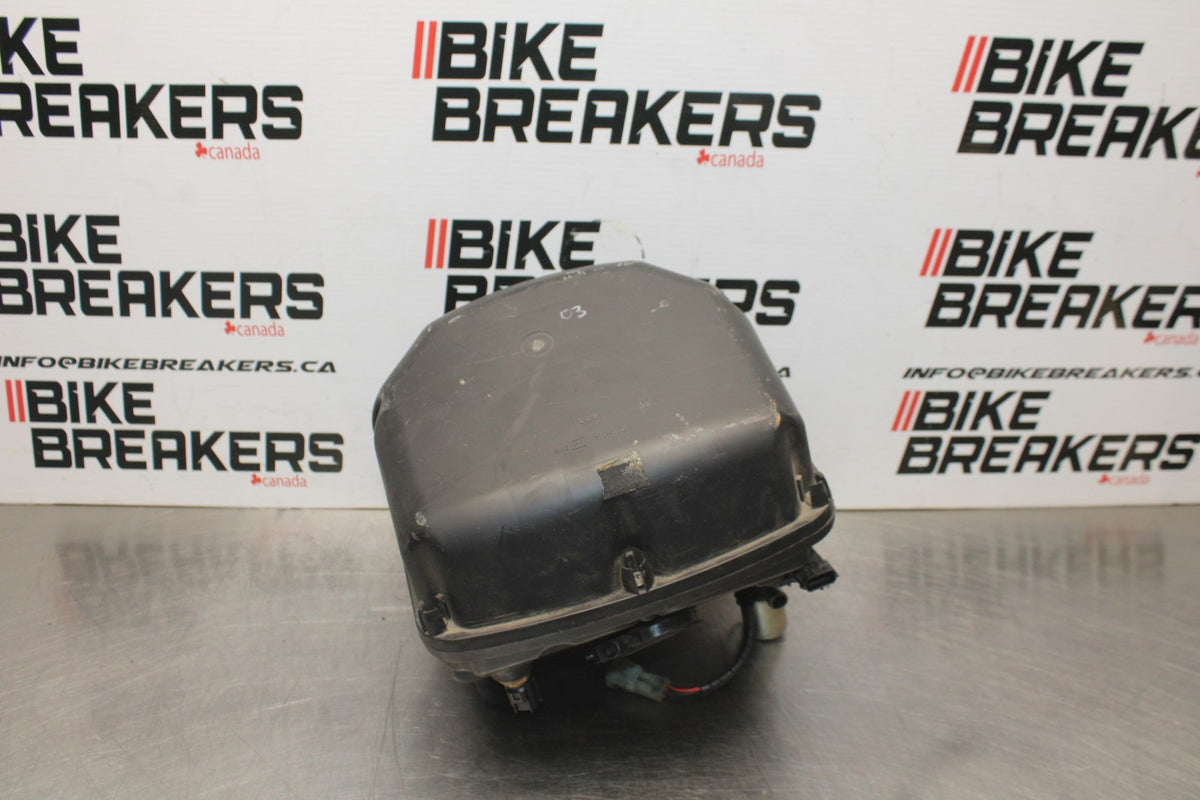 03 SUZUKI SV650 AIRBOX AIR INTAKE FILTER BOX BB846