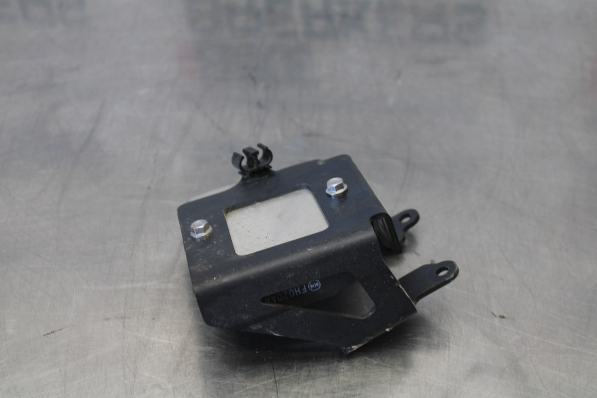20 TRIUMPH STREET TRIPLE 765 RECTIFIER VOLTAGE REGULATOR BB864