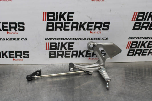 20-21 YAMAHA XSR900 LEFT REARSET REAR SET FOOT PEG W SHIFTER BB782