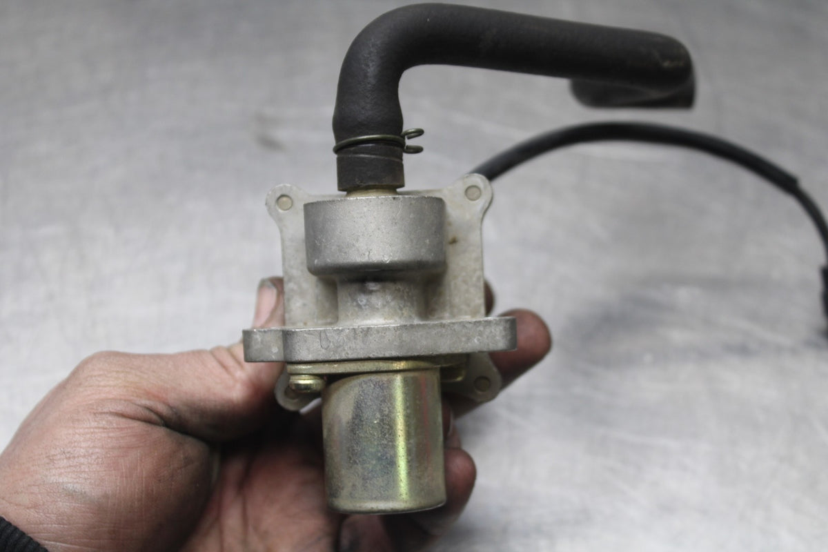 2006 Suzuki Boulevard C90 AIR VALVE SOLENOID TOP ENGINE SWITCH SENSOR BB849