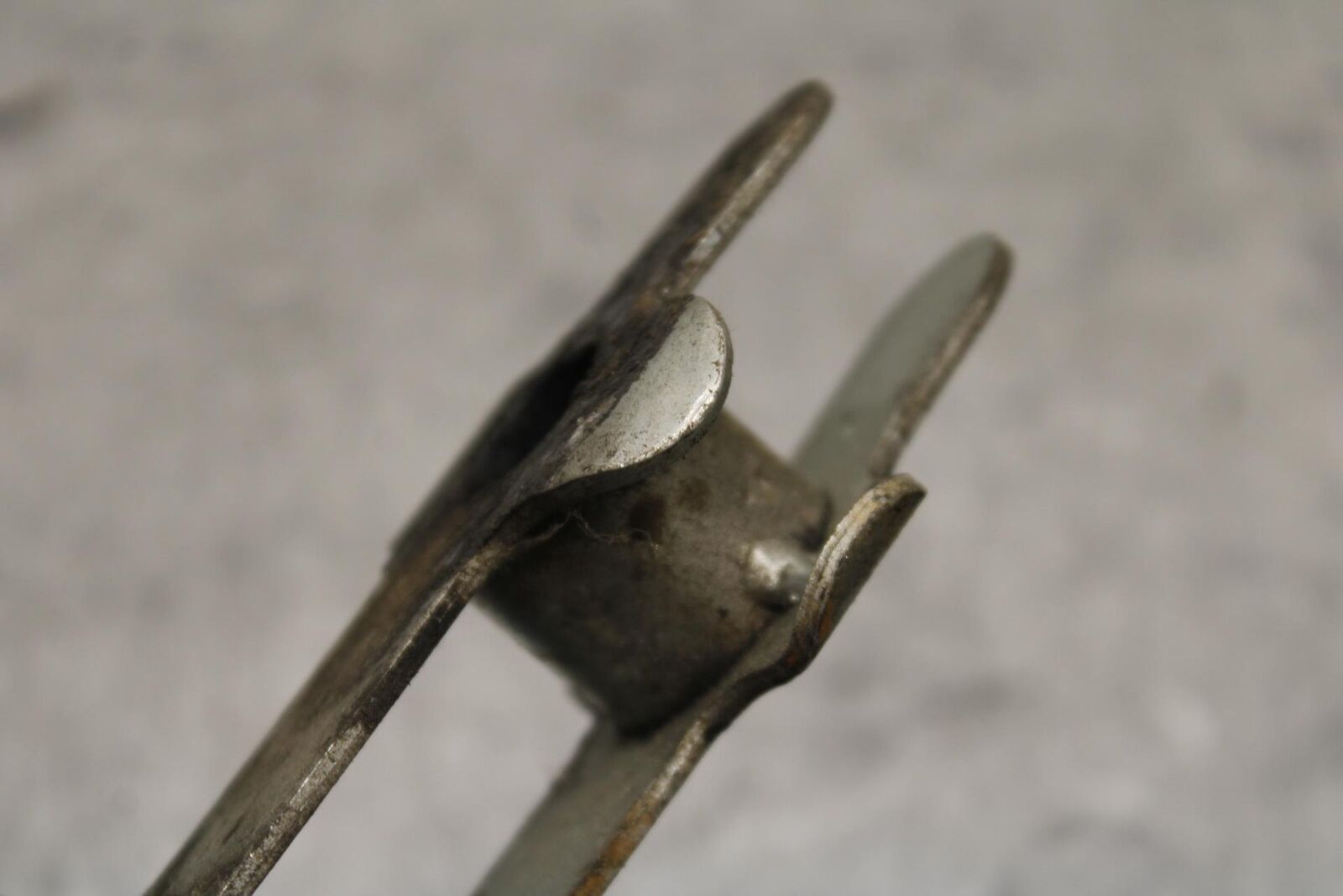 1988 Suzuki Katana 600 GSX600F SWINGARM CHAIN TENSIONER ADJUSTMENT  BB94