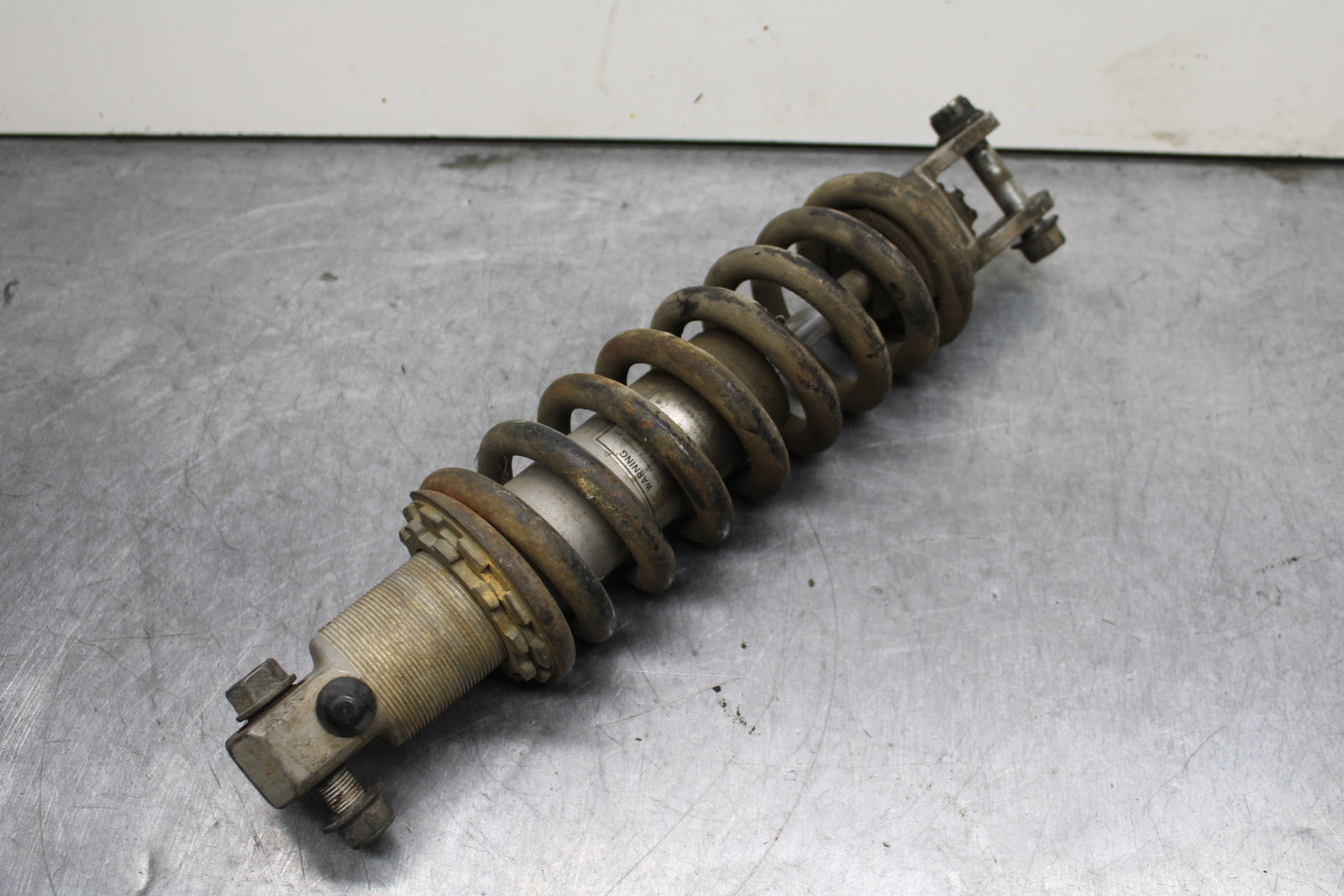 93-94 KAWASAKI NINJA ZX7R REAR BACK SHOCK ABSORBER SUSPENSION BB124