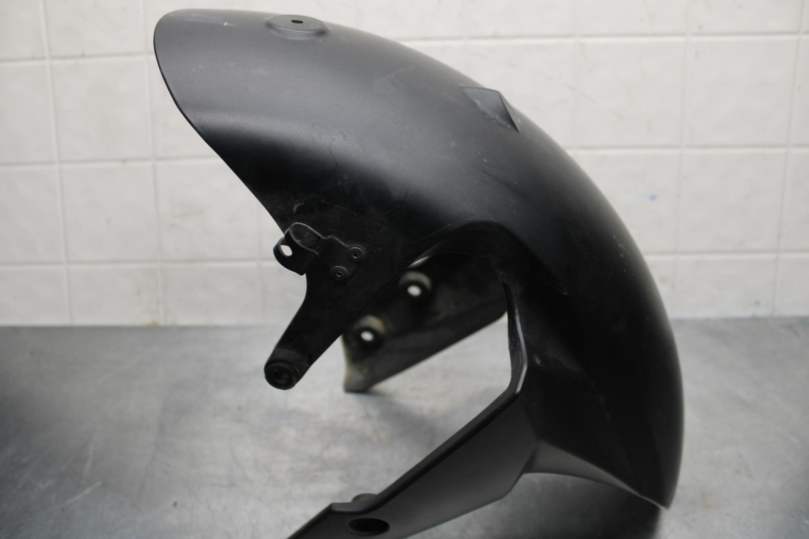 2017 Suzuki GSXR600 FRONT WHEEL FENDER COWL FAIRING 53100-47H00-YKV BB598