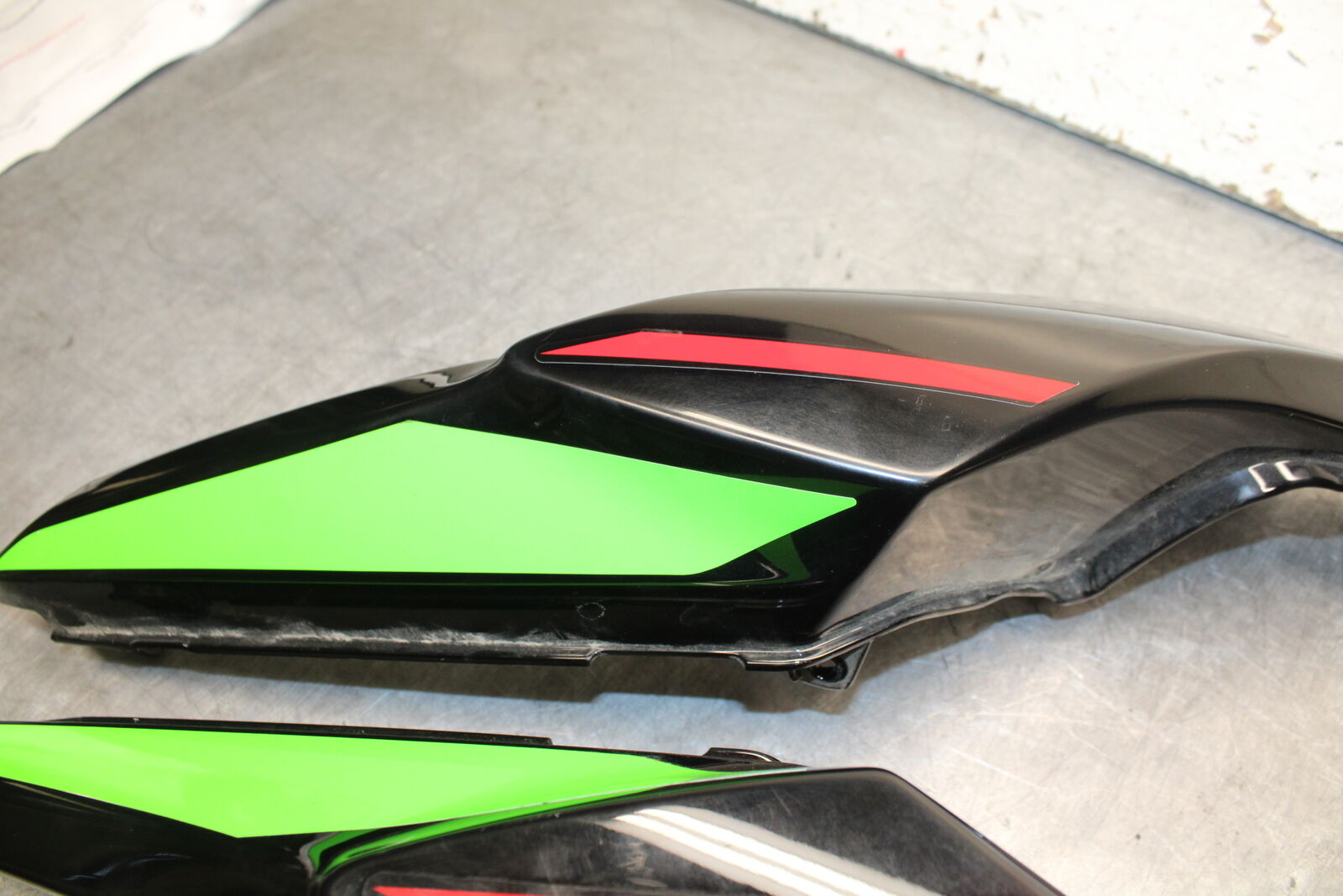 18-24 KAWASAKI NINJA 650 REAR BACK TAIL FAIRING COWL SHROUD SET  BB725