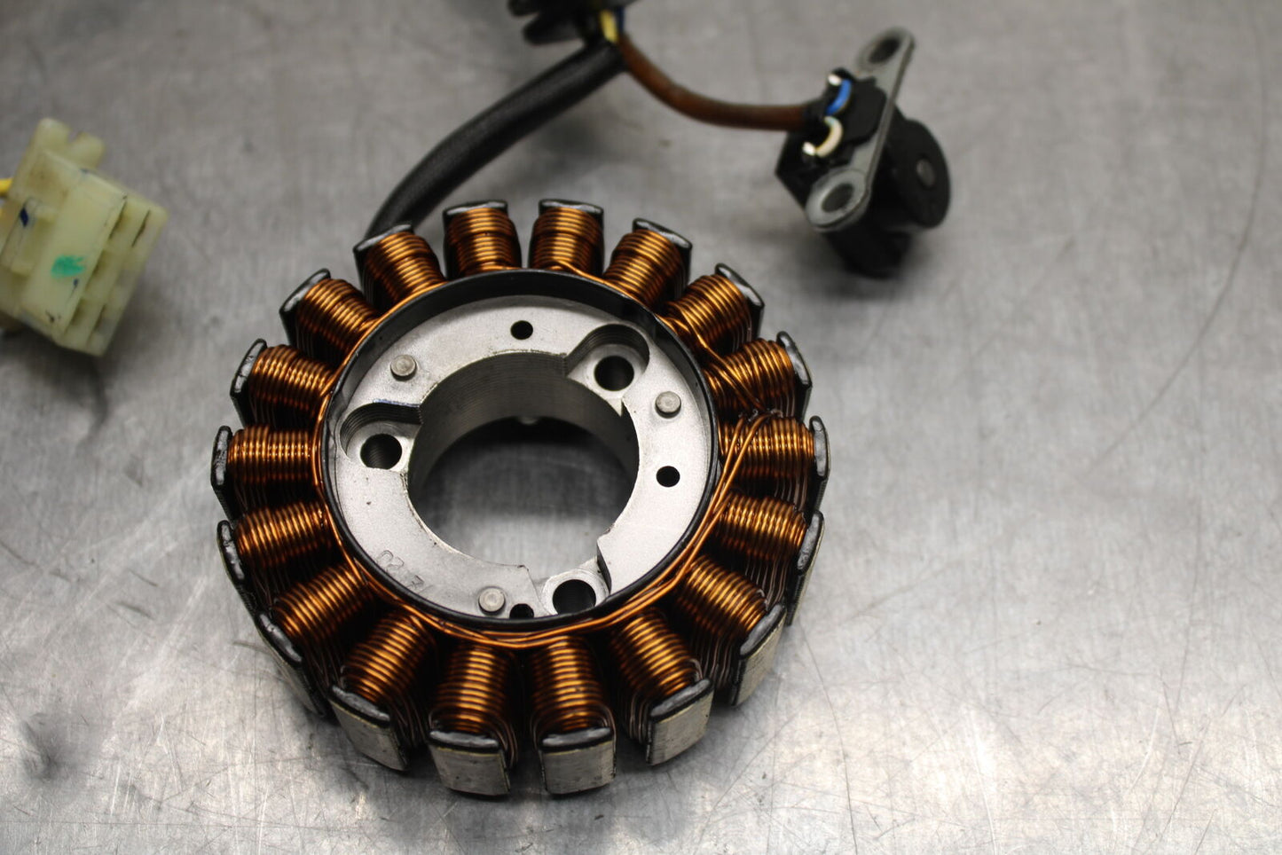 08 HONDA CBR125R STATOR GENERATOR ALTERNATOR MAGNETO BB114