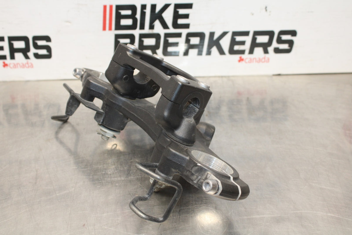 13 KAWASAKI NINJA 650 EX650F ABS FORKS UPPER TRIPLE TREE CLAMP BB828