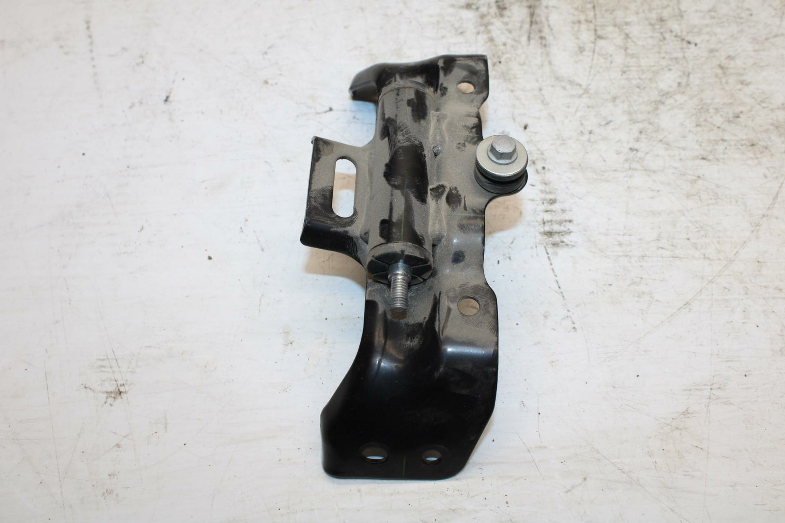 16-18 HONDA CBR500R GAS TANK FUEL CELL PETROL RESERVOIR BRACKET MOUNT BB345
