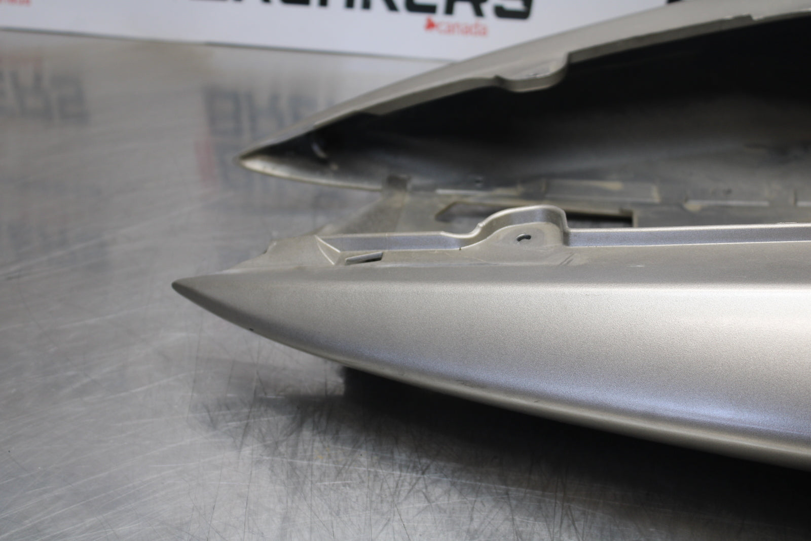 04-05 KAWASAKI NINJA ZX10R REAR BACK TAIL FAIRING COWL SHROUD BB163