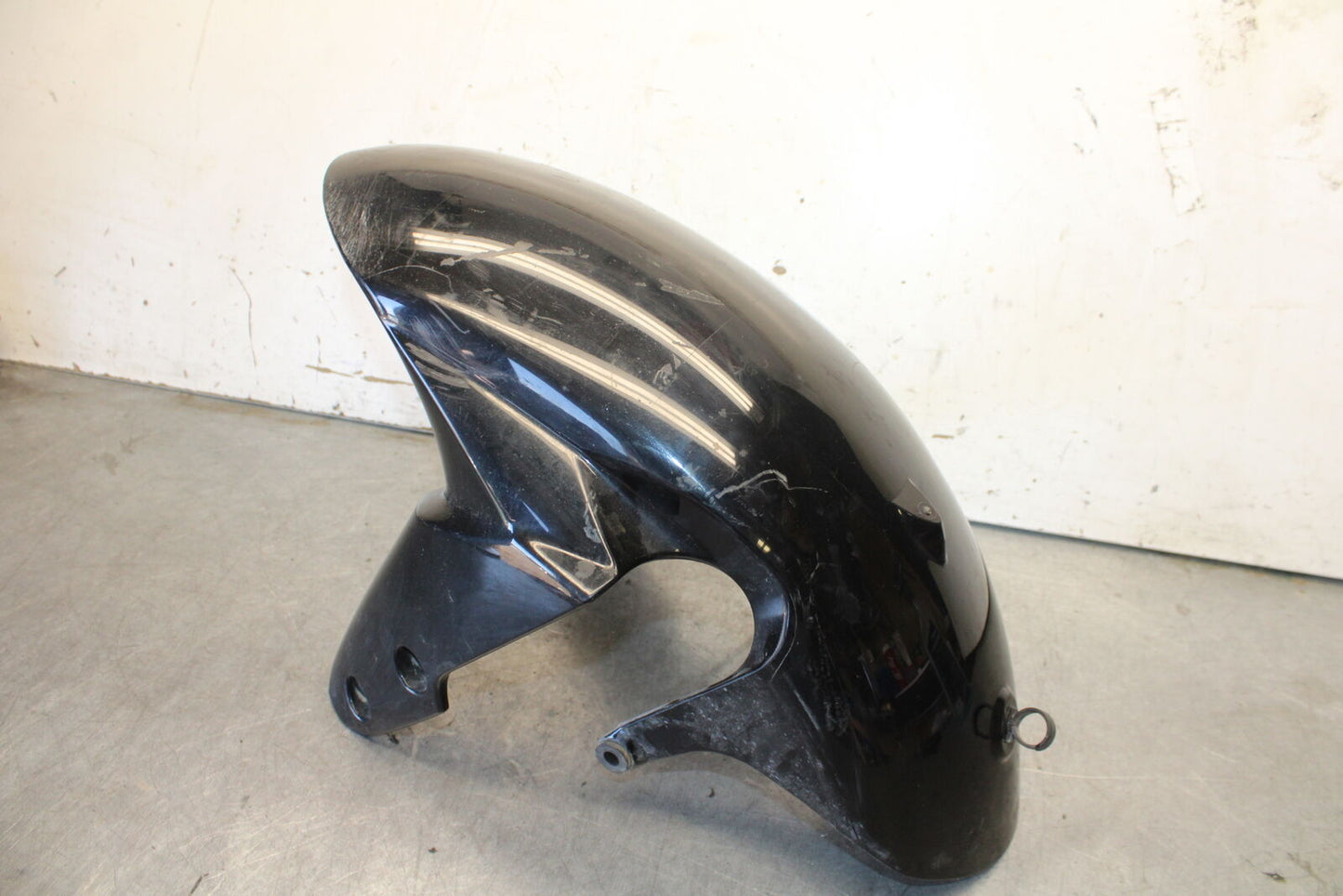 11-24 SUZUKI GSXR750 FRONT WHEEL FENDER COWL FAIRING  BB687