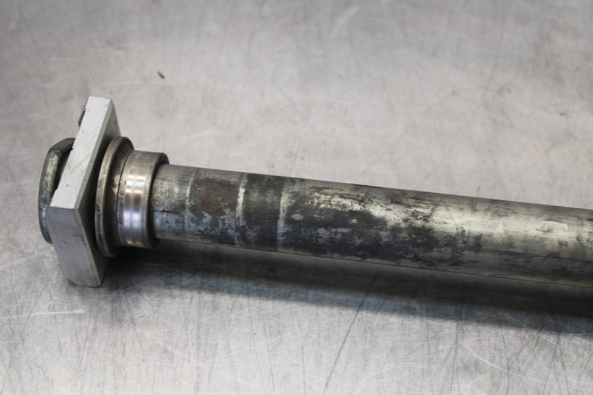 2007 Kawasaki Ninja ZX6R ZX600P REAR AXLE BACK WHEEL RIM PIVOT BOLT AXEL BB175
