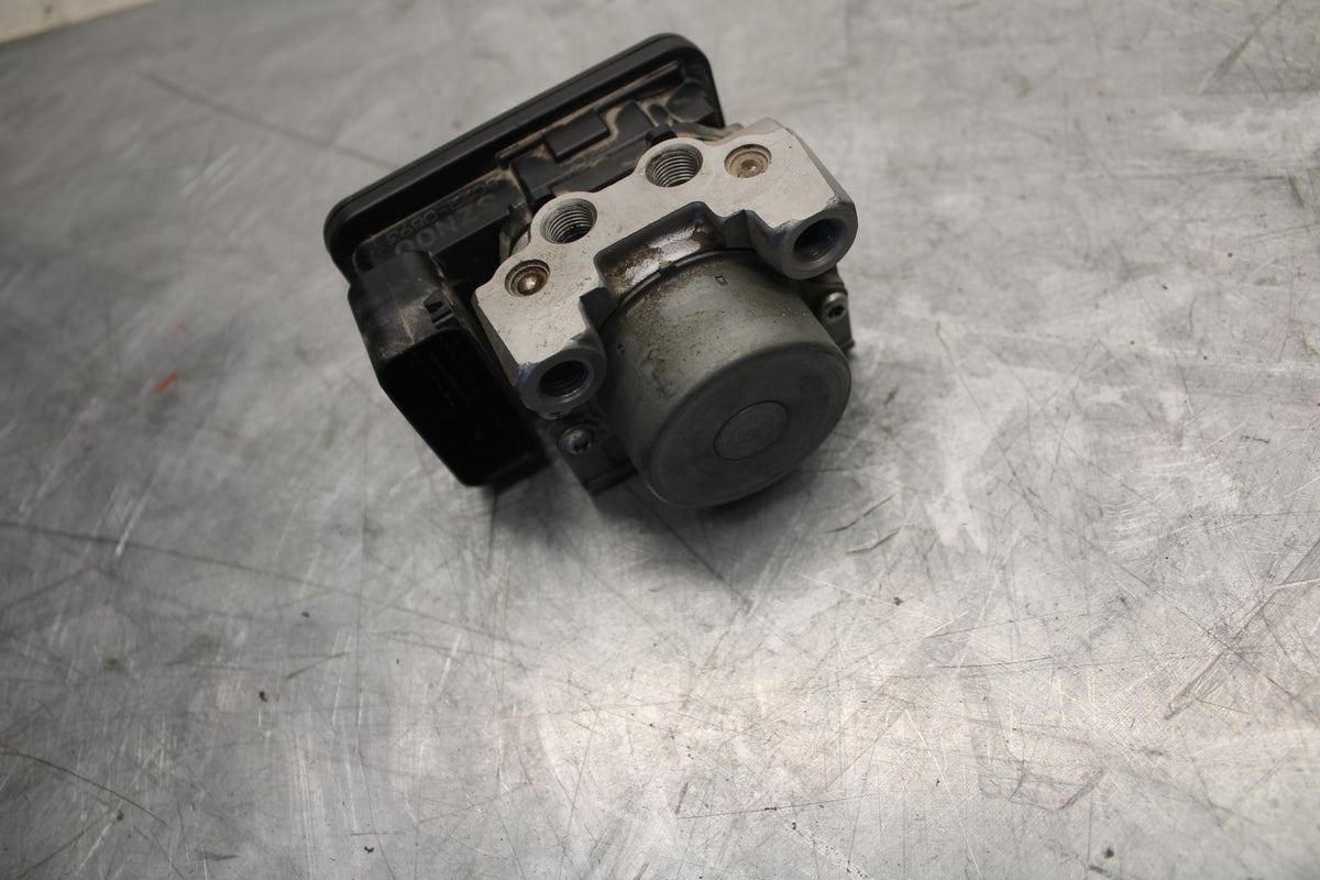 2017 Suzuki SV650X SV650AL7 ABS ABS PUMP UNIT MODULE BB512