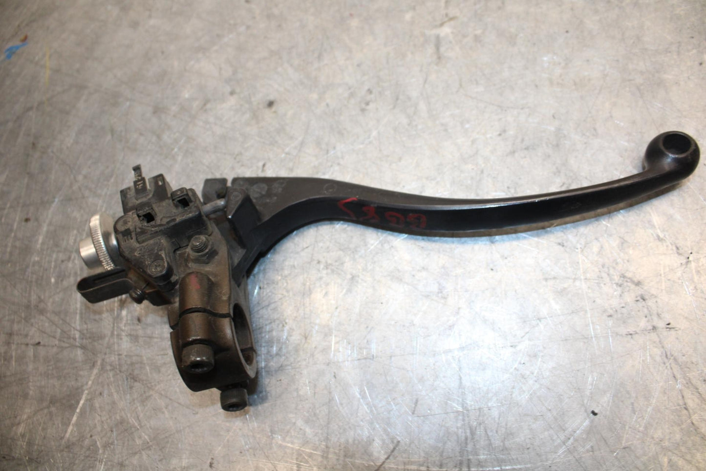 2004 Kawasaki Ninja ZX6RR ZX600M CLUTCH PERCH MOUNT WITH LEVER  BB43