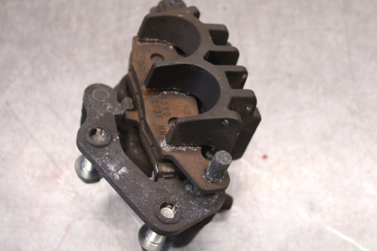 17-24 SUZUKI SV650 RIGHT LEFT FRONT BRAKE CALIPER SET PAIR CALIPERS BB706