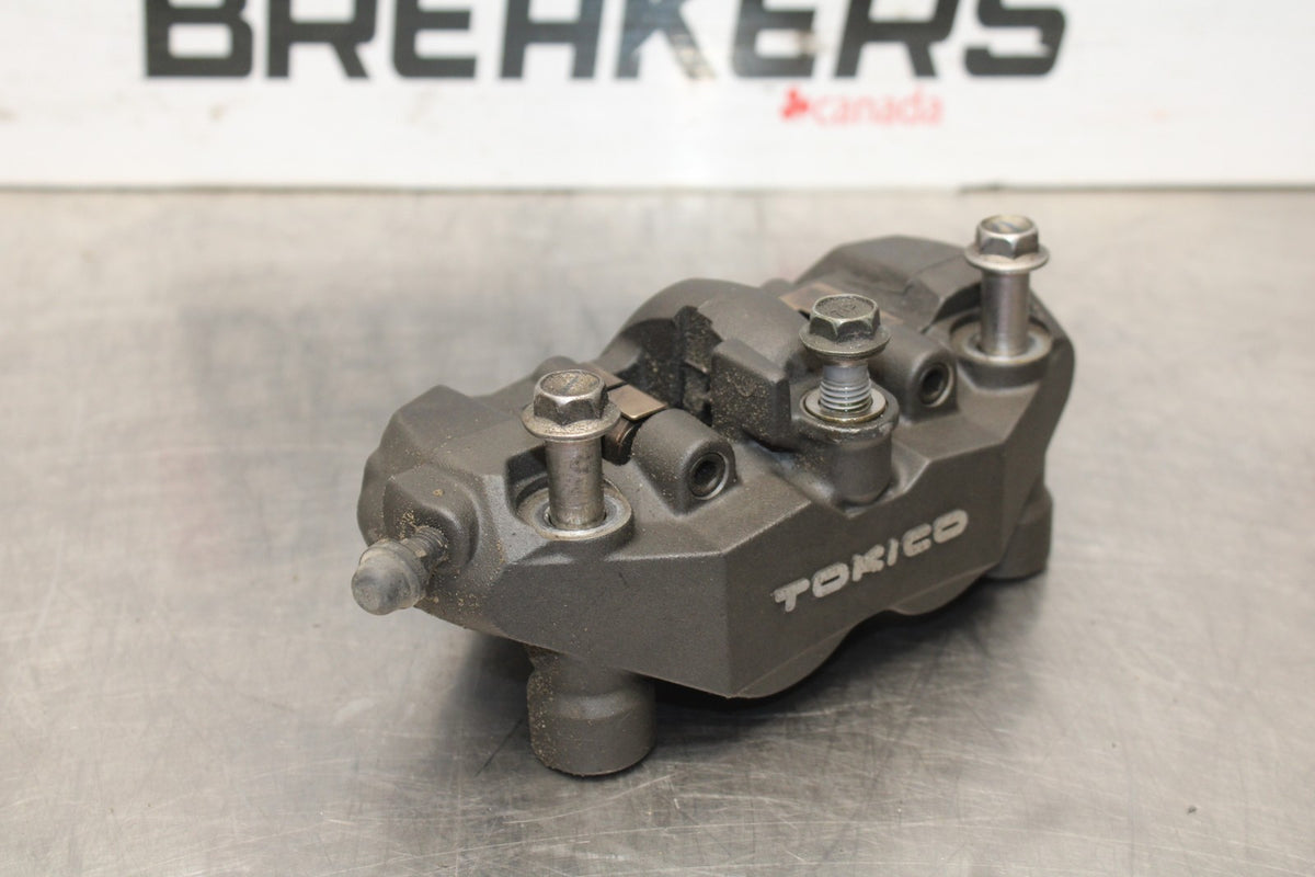 06-07 SUZUKI GSXR 600 RIGHT LEFT FRONT BRAKE CALIPER SET PAIR CALIPERS BB820