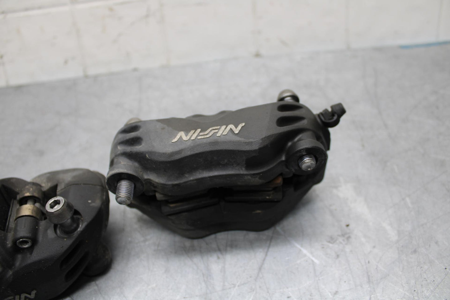 07-08 KAWASAKI CONCOURS 1400 ABS RIGHT LEFT FRONT BRAKE CALIPER SET PAIR BB449