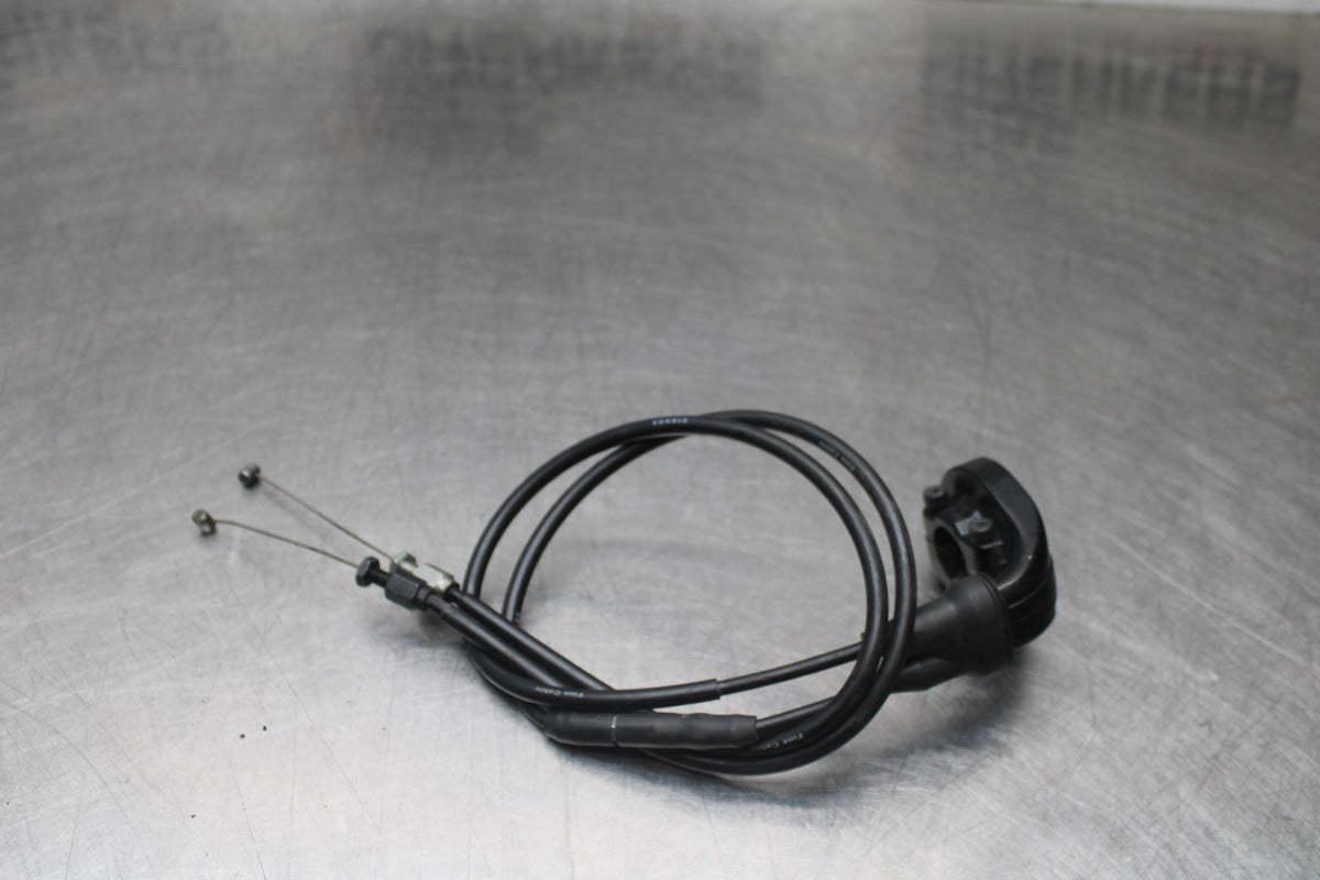 13 YAMAHA YZF R1 THROTTLE CABLE LINE HOUSING GUIDE BB781