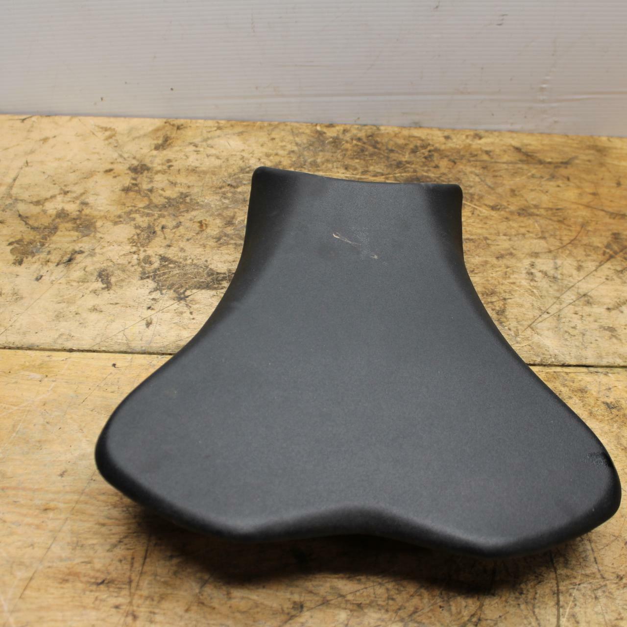 13-18 KAWASAKI NINJA ZX6R FRONT DRIVERS SEAT PAD SADDLE PILLION BB349