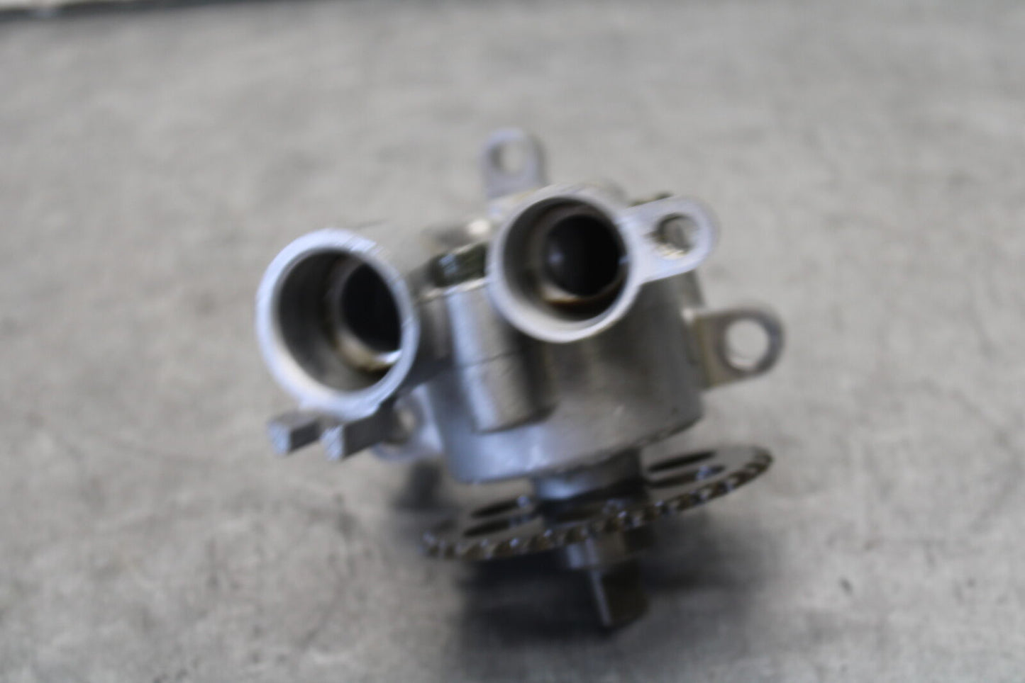 08-09 YAMAHA YZF R6S ENGINE MOTOR OIL PUMP  BB690