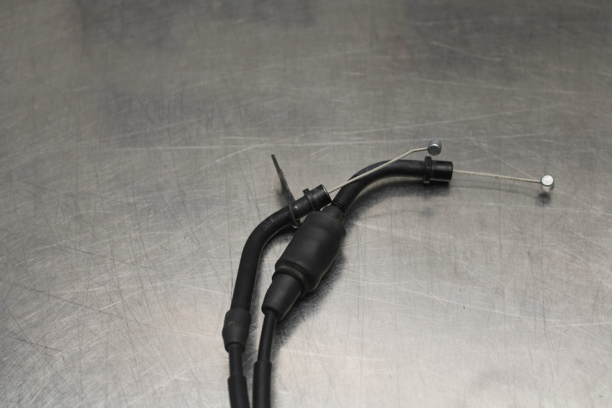 17-24 SUZUKI SV650 THROTTLE CABLES LINES BB829
