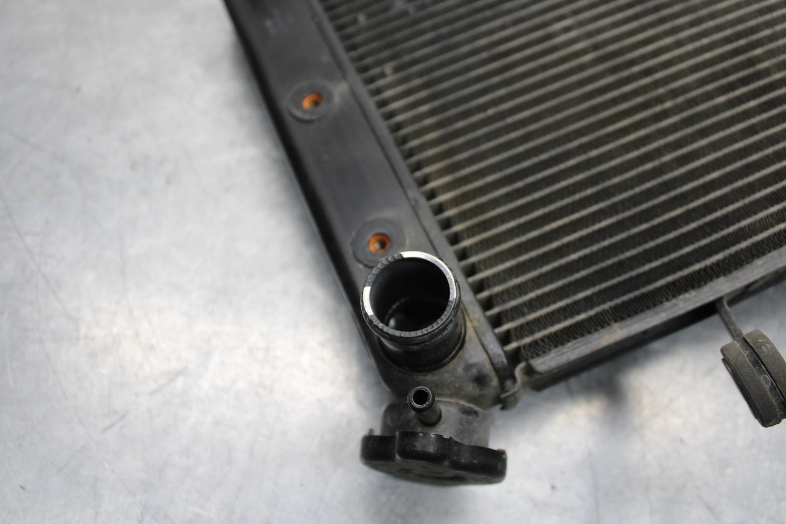 2012 Yamaha FZ8 ENGINE RADIATOR MOTOR COOLER COOLING RADIATER BB550