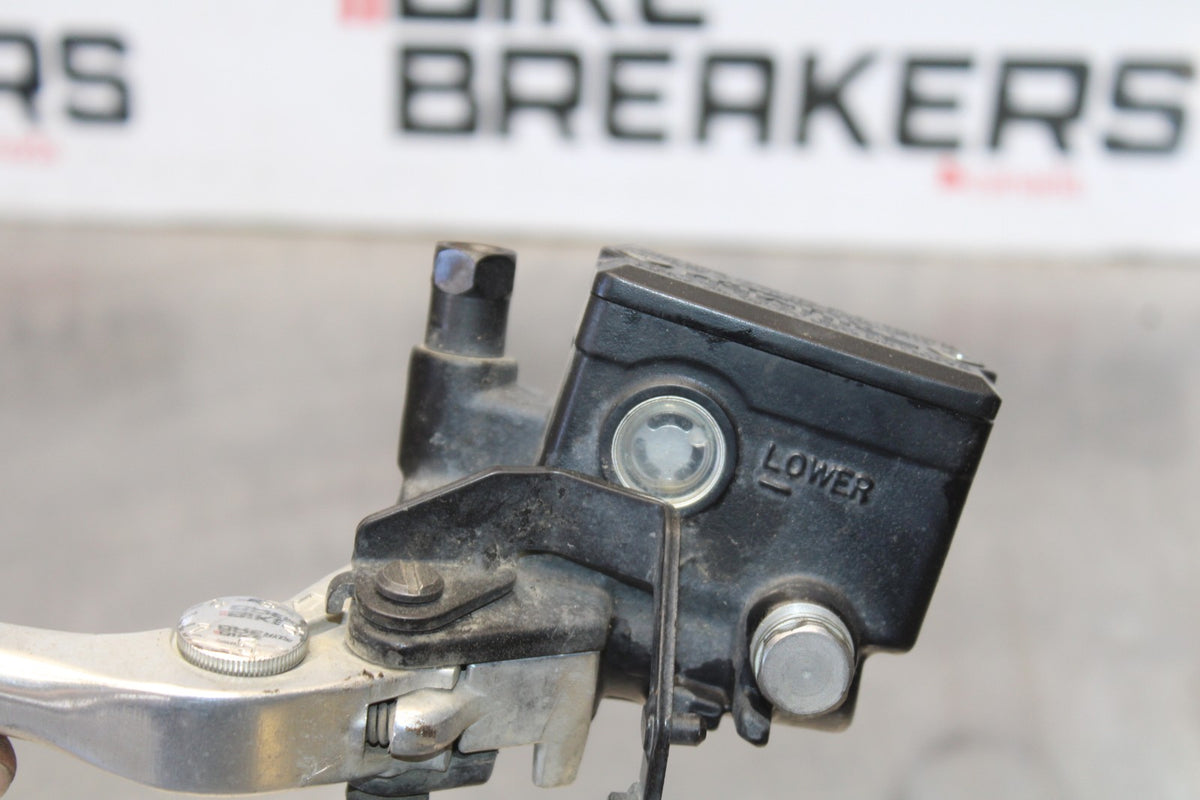 15 TRIUMPH TIGER 800 FRONT BRAKE MASTER CYLINDER w/ LEVER BB873