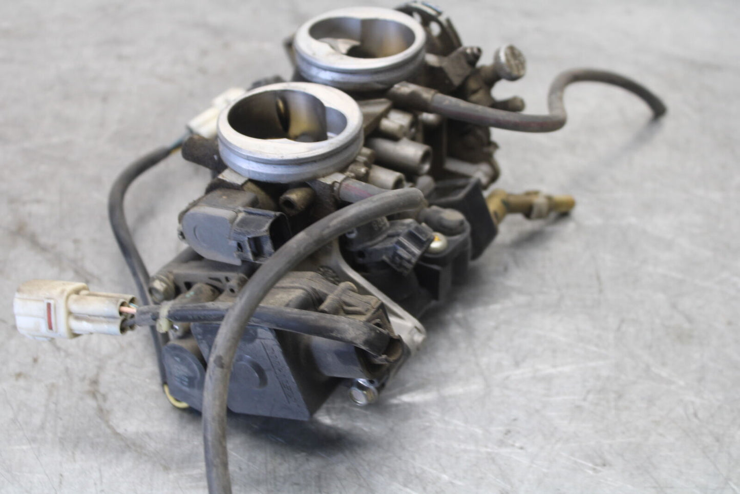 05-09 SUZUKI BOULEVARD C90 THROTTLE BODY BODIES BB692