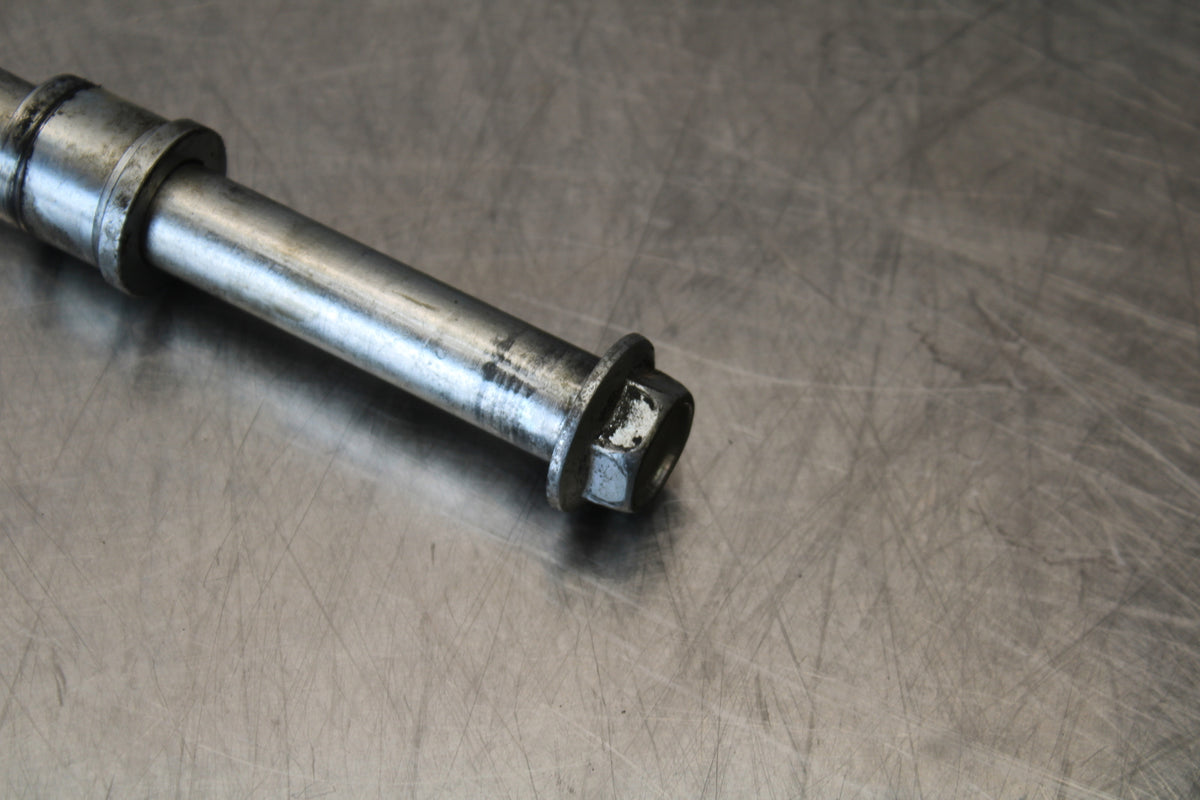 09-15 YAMAHA FZ6R FRONT WHEEL RIM AXLE PIVOT BOLT BB161