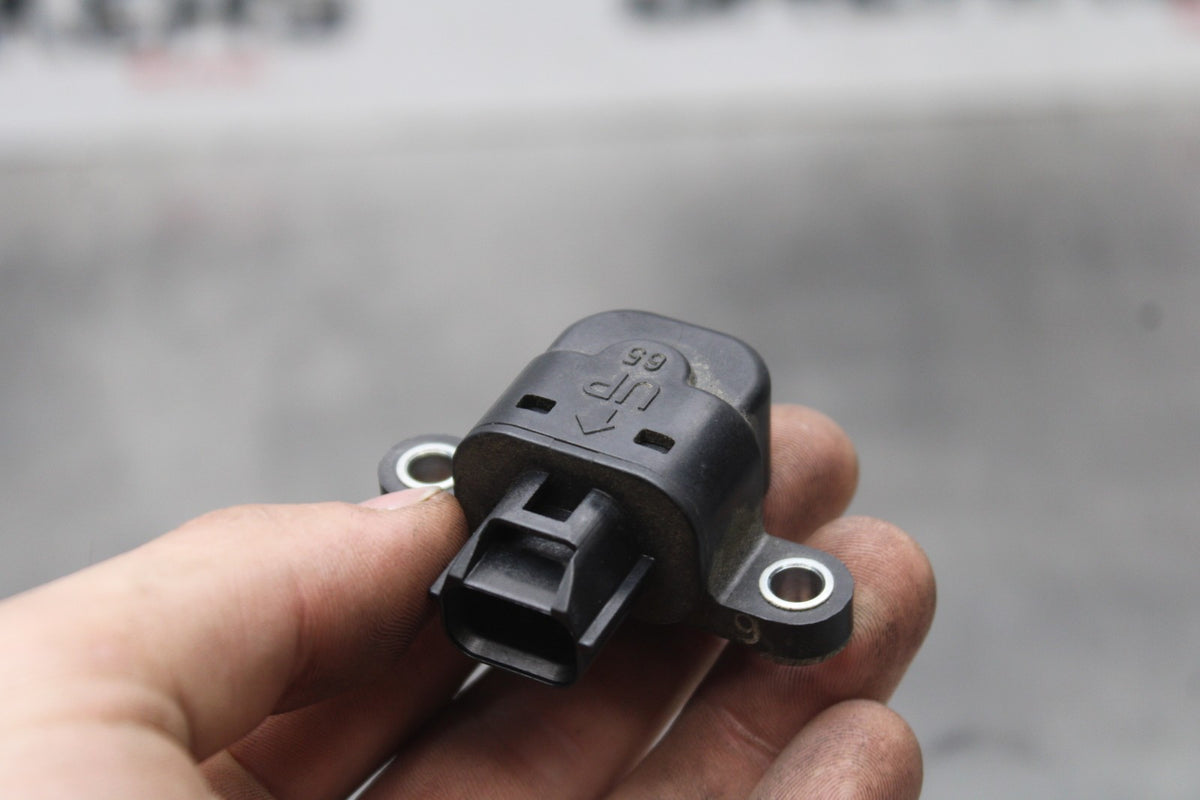 08 KAWASAKI NINJA ZX10R TIP OVER BANK ANGLE CRASH SENSOR SWITCH BB902