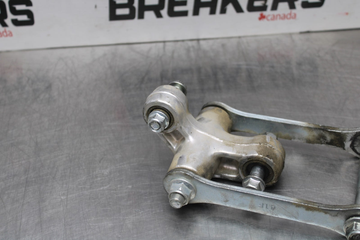 15 SUZUKI BOULEVARD C50 REAR BACK SHOCK LINK DOG BONE BB775