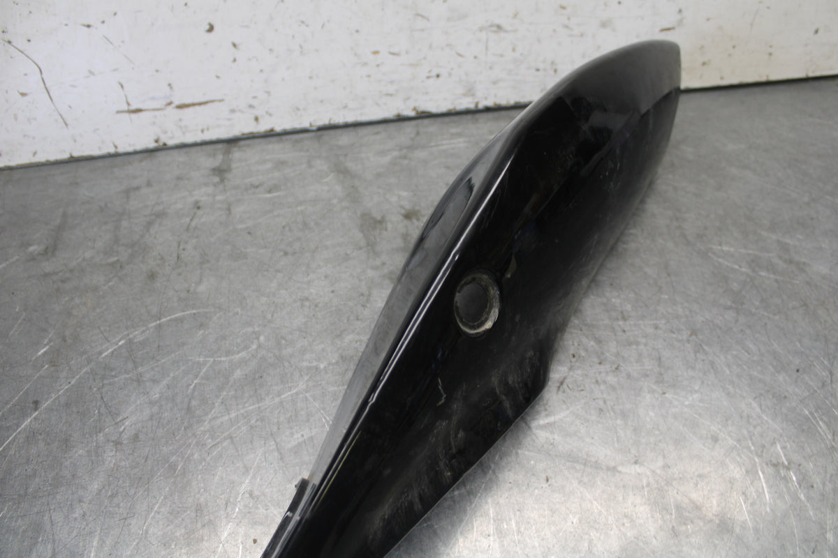 06-07 SUZUKI GSXR 600 LEFT REAR BACK TAIL FAIRING COWL SHROUD BB694
