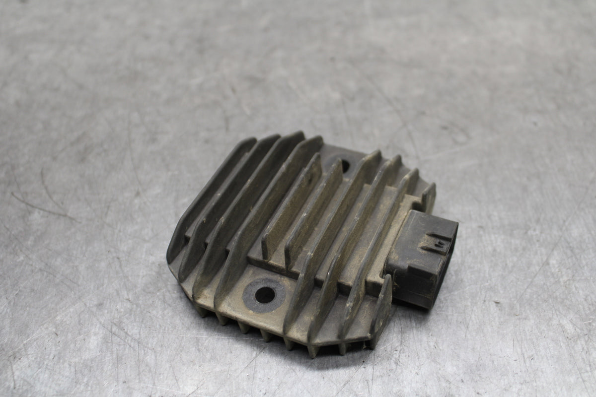 02-03 YAMAHA V STAR 1100 RECTIFIER VOLTAGE REGULATOR BB124