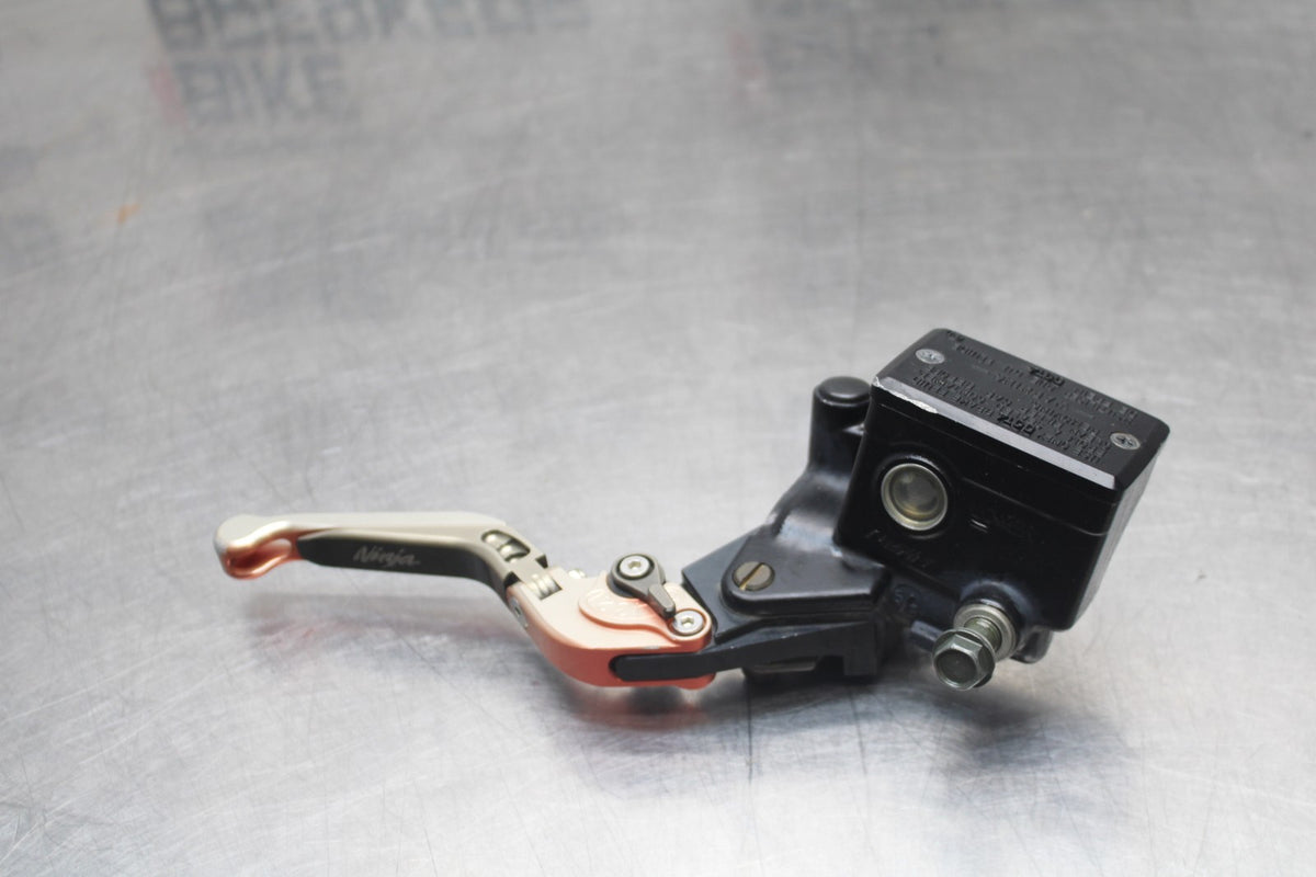 07 KAWASAKI NINJA 650 EX650 FRONT BRAKE MASTER CYLINDER w/ LEVER BB844