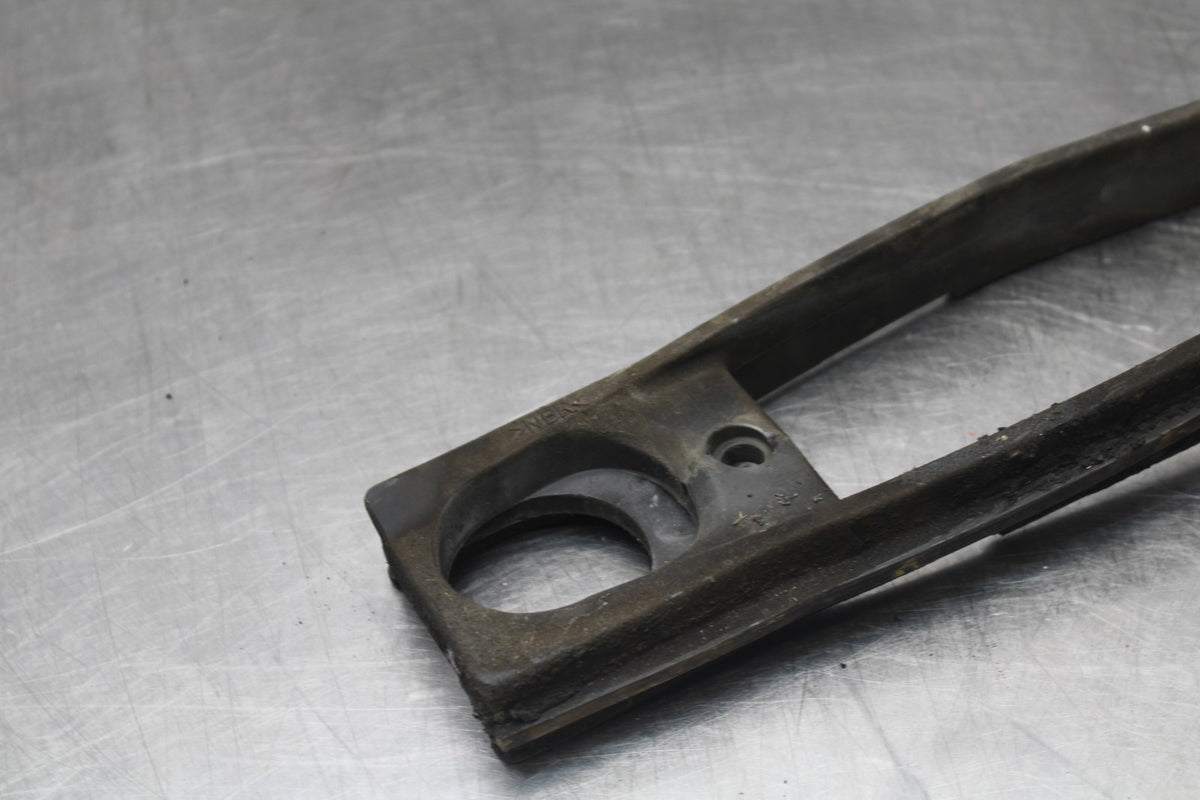 08-10 SUZUKI GSXR 600 SWINGARM CHAIN BUFFER SLIDER GUIDE BB803
