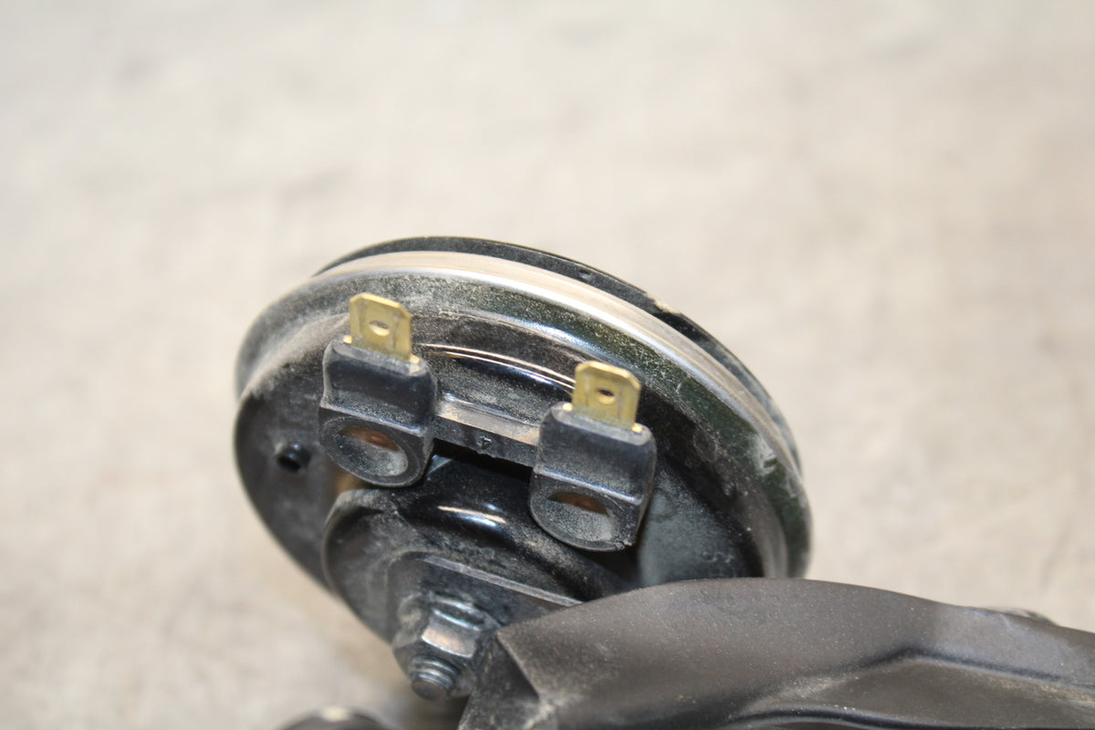 19-24 YAMAHA R3 HORN SIGNAL BB736