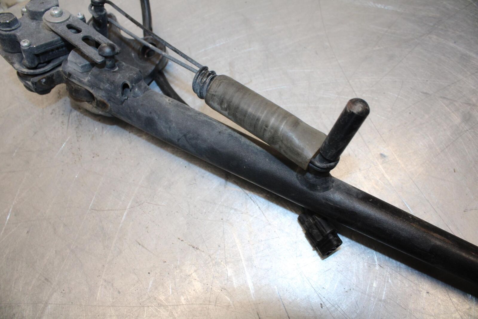 07-08 KAWASAKI NINJA ZX6R KICKSTAND SIDE KICK STAND 34024-0001-18R BB456